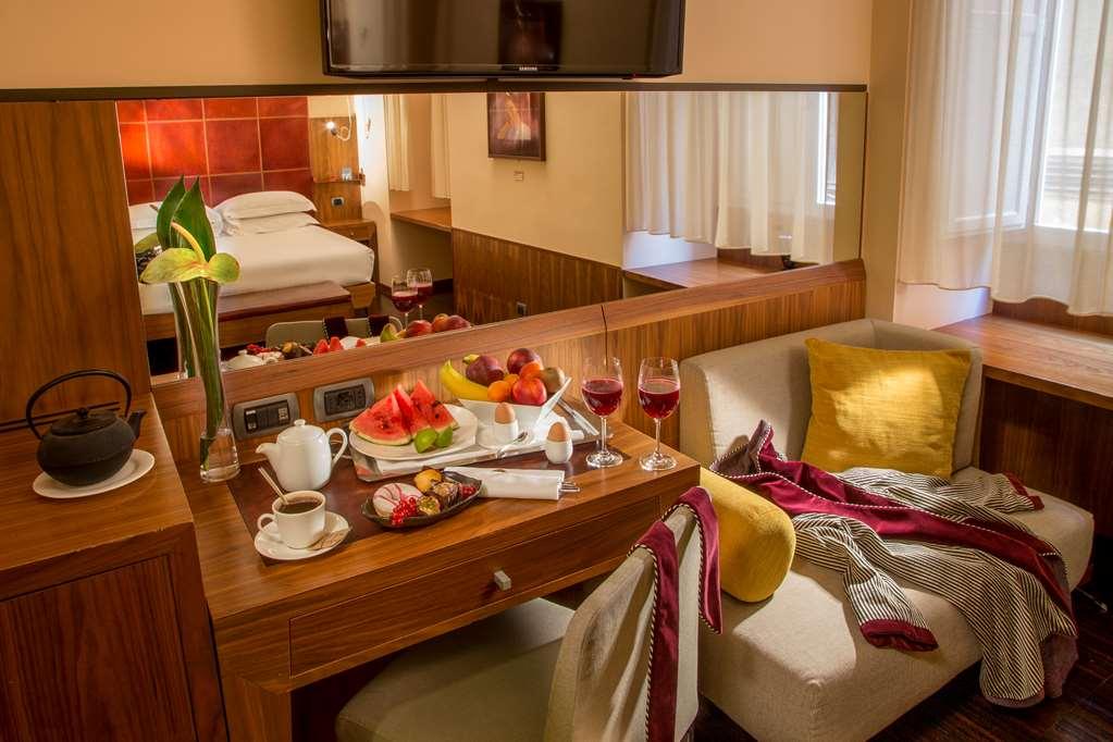 Maison Piazza Di Spagna Esperienze 4*