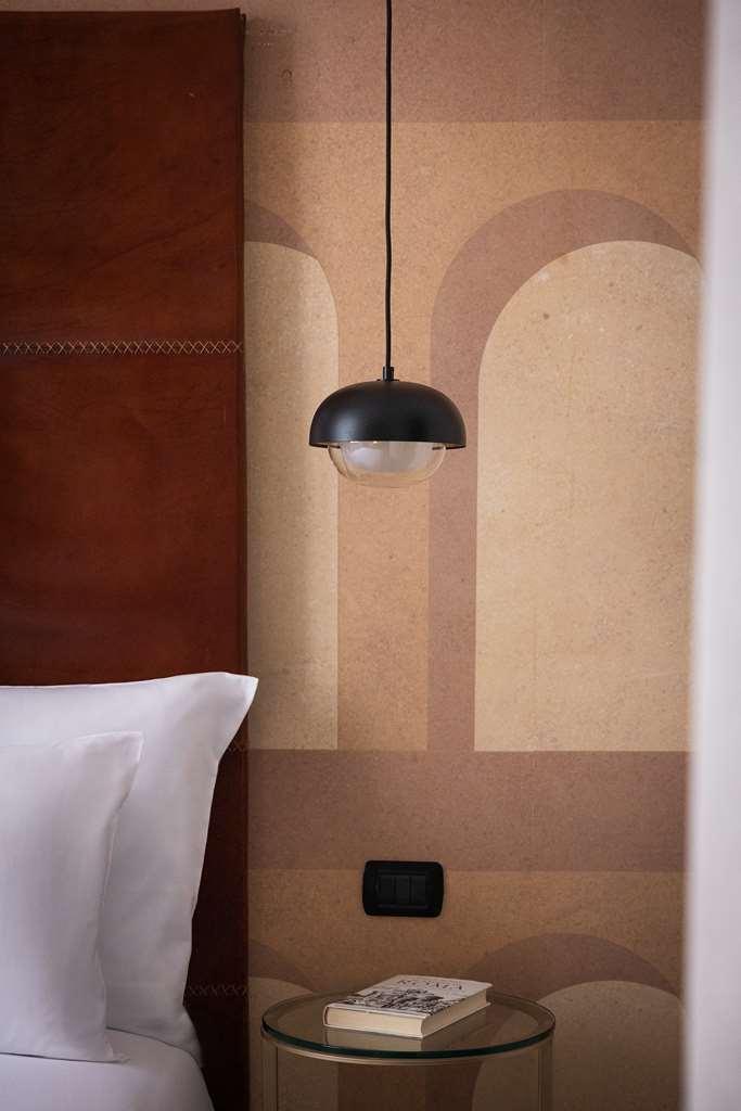 Hotel Maison Piazza Di Spagna Esperienze 4*