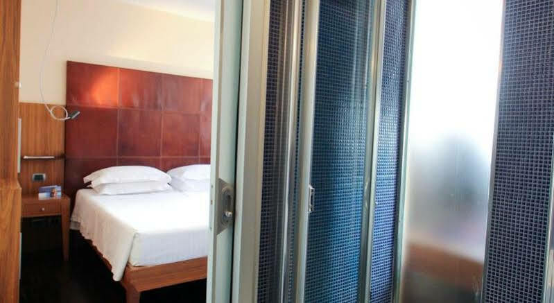 Hotel Maison Piazza Di Spagna Esperienze 4*